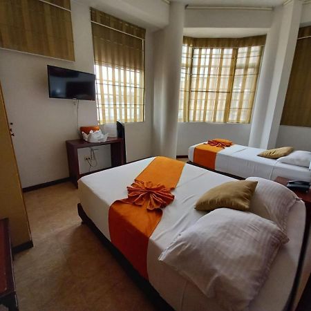Hotel 721 Pereira Luaran gambar