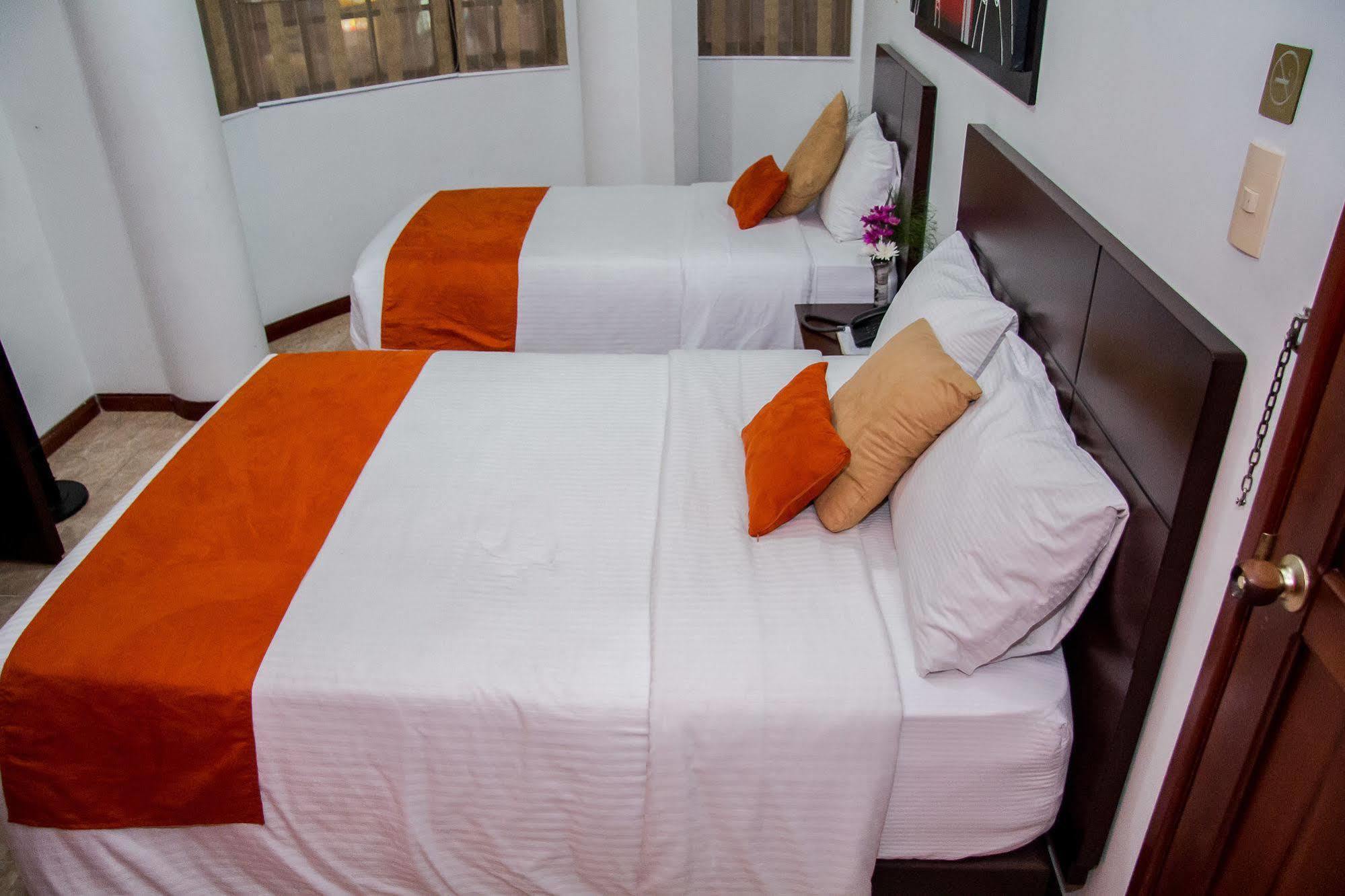 Hotel 721 Pereira Luaran gambar
